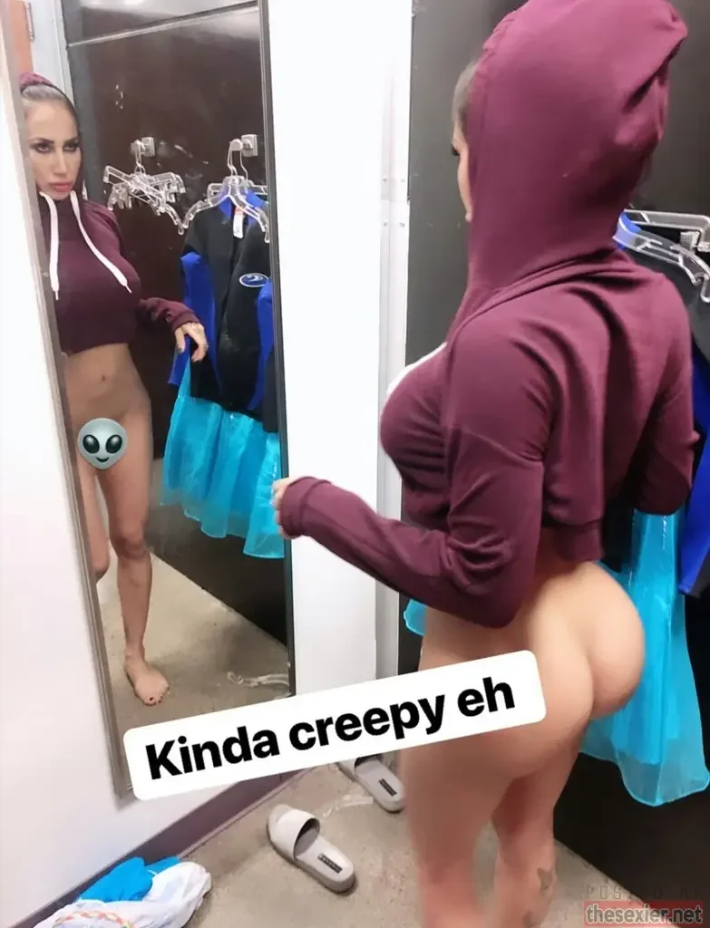 25 hot amia miley in hoody without panties hipw2