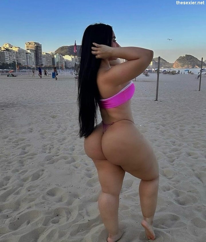 37 brazilian babe with big fat booty tghd50