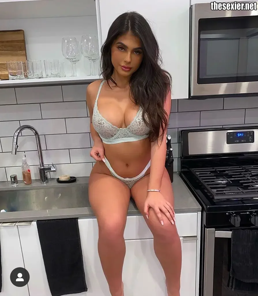 10 hot brunette babe in underwear in the kitchen hipw23