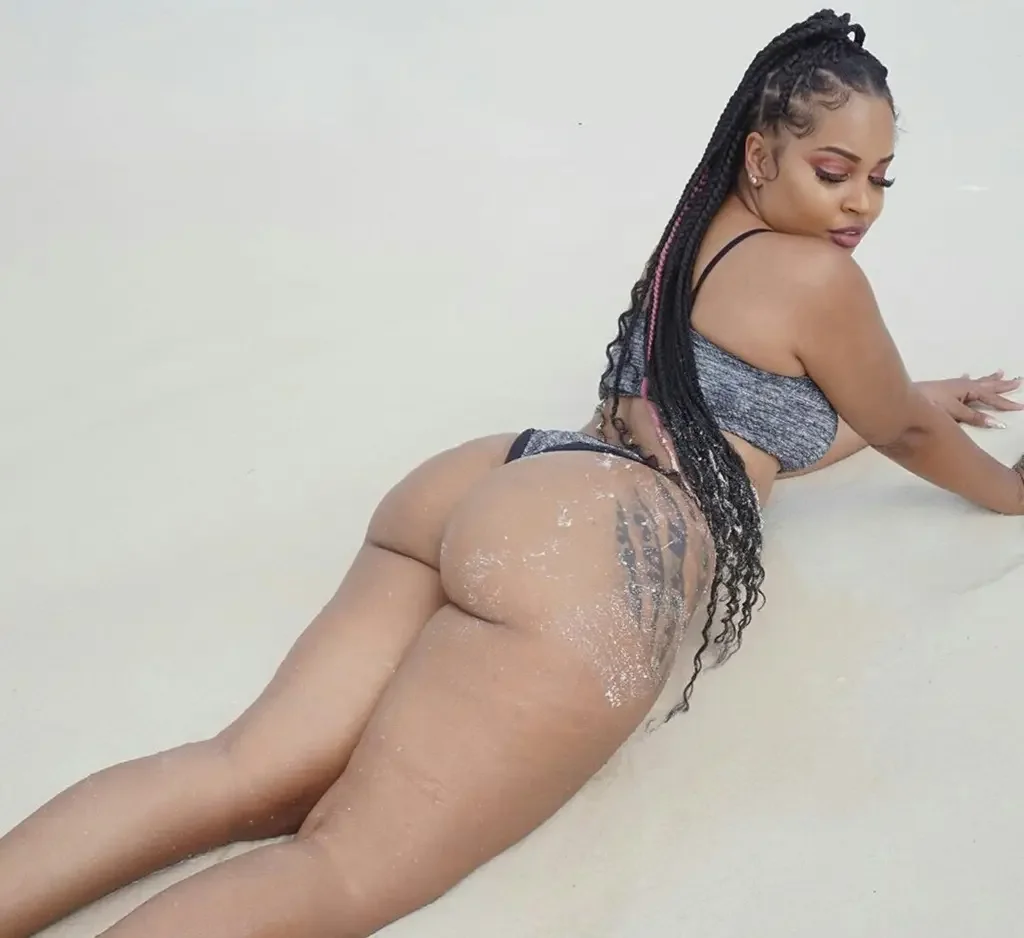 47 hot phfame lied in beach fat booty bgmd50