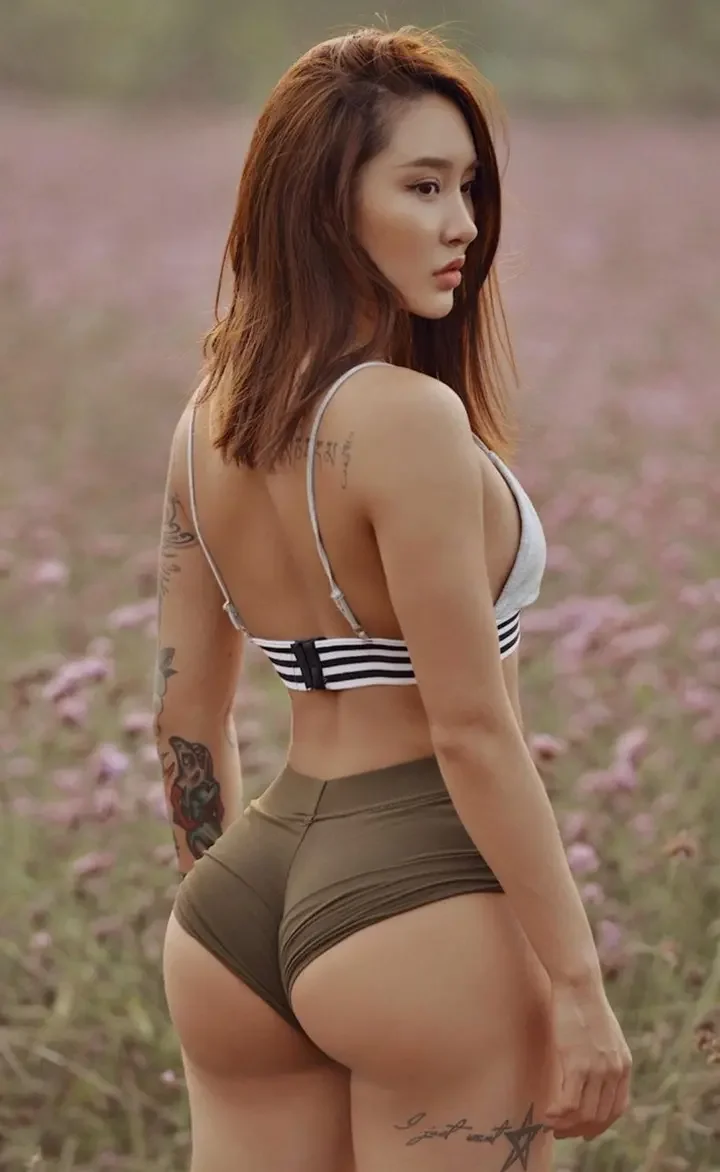 12 delicious asian chick tight short shorts hungry butt 83dhb
