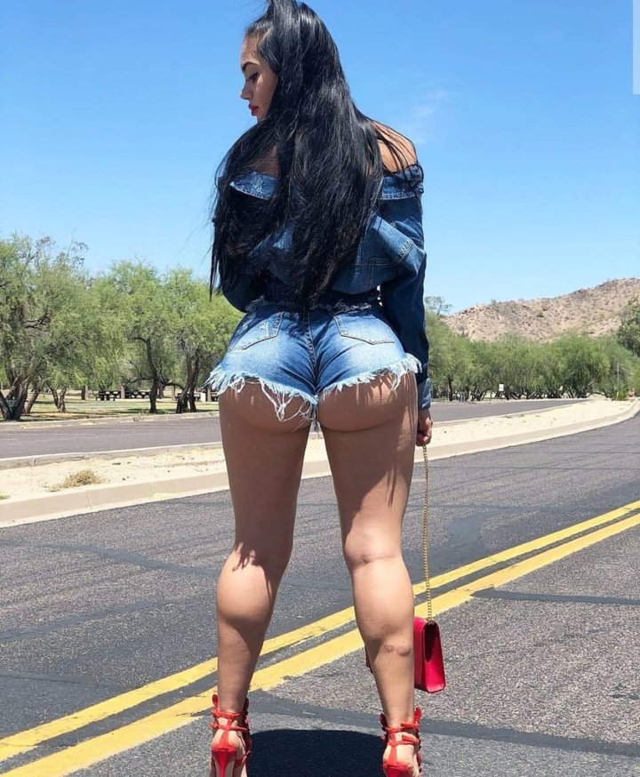 21 thick brunette tight shorts hungry butt 83dhb 720x874