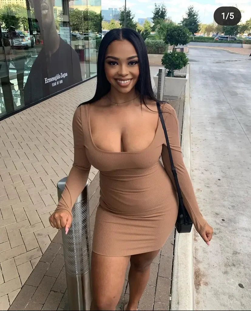 24 smiley ebony bre hudson tight dress hot cleavage 78hcp