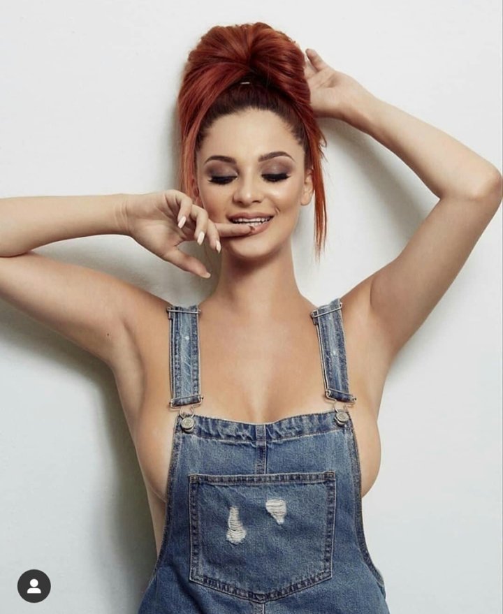 55 hot redhead babe in overalls sexy side boob 58ssbp 720x879