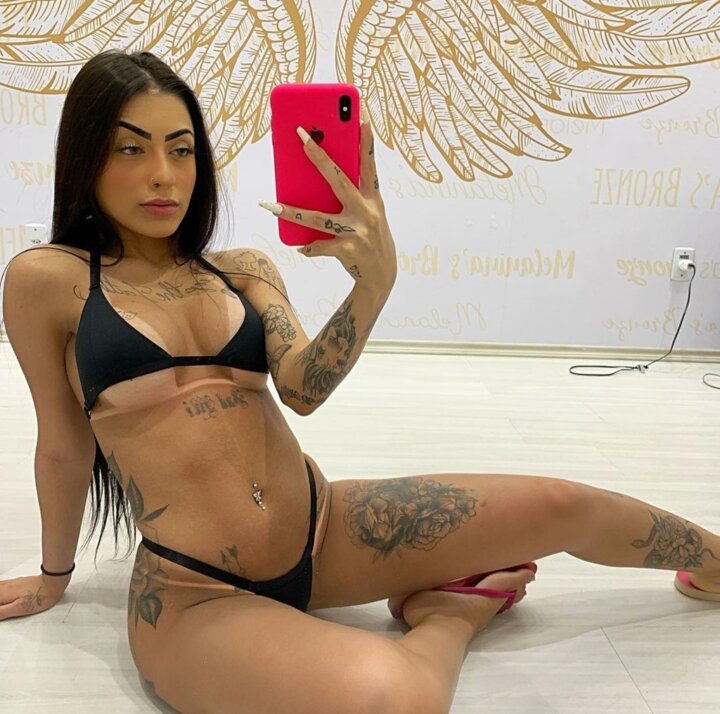 31 hot tattooed brunette in tiny bikini mirror selfie hms77sp 720x714