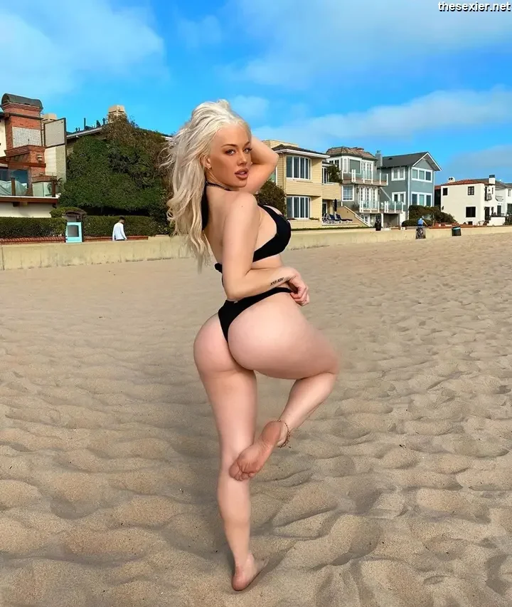 12 hot bikini blonde emily malinowski hot white booty hiem54