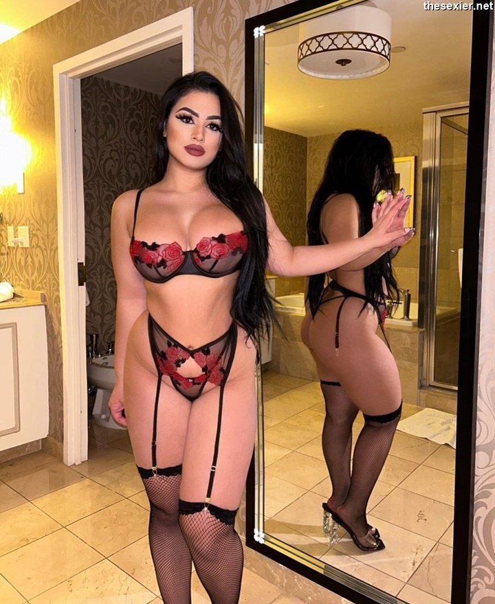 10 hot instagrammer in sexy lingerie hia38