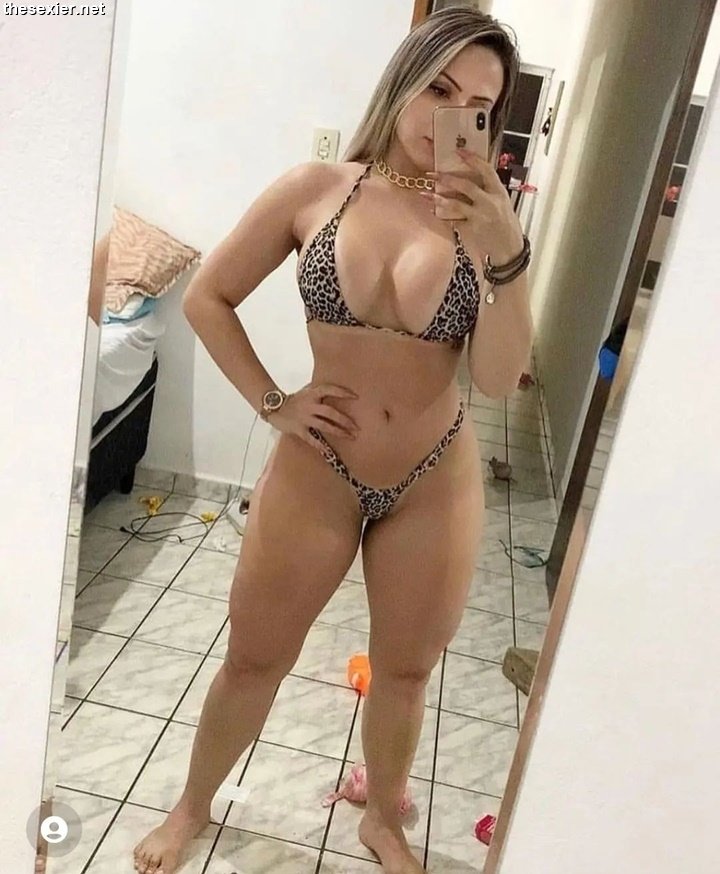 15 busty brazilian chick in bikini hot mirror selfie bbb43