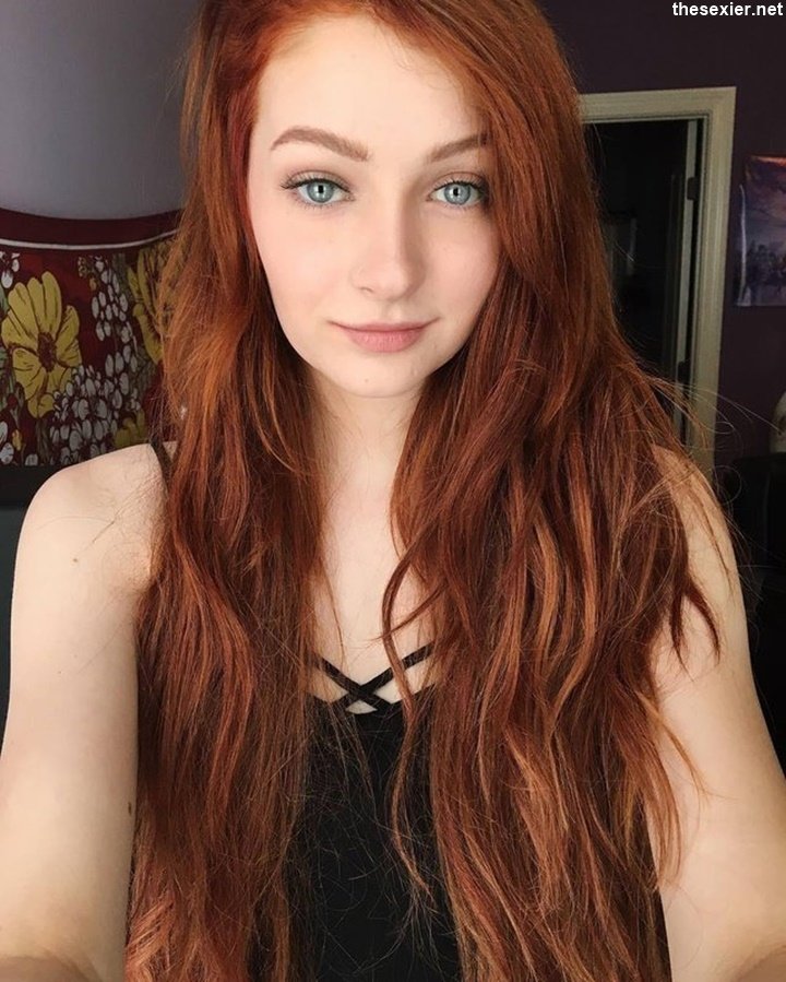 7 gorgeous redhead chick selfie bwp40