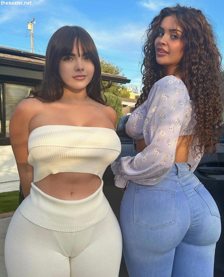 13 hot busty babe with camel toe bwc41